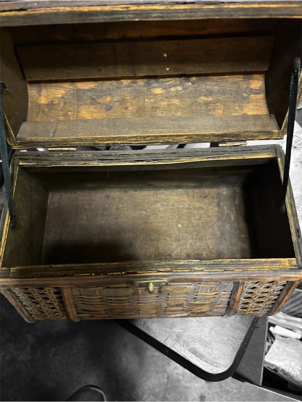 N/A shelves x6”